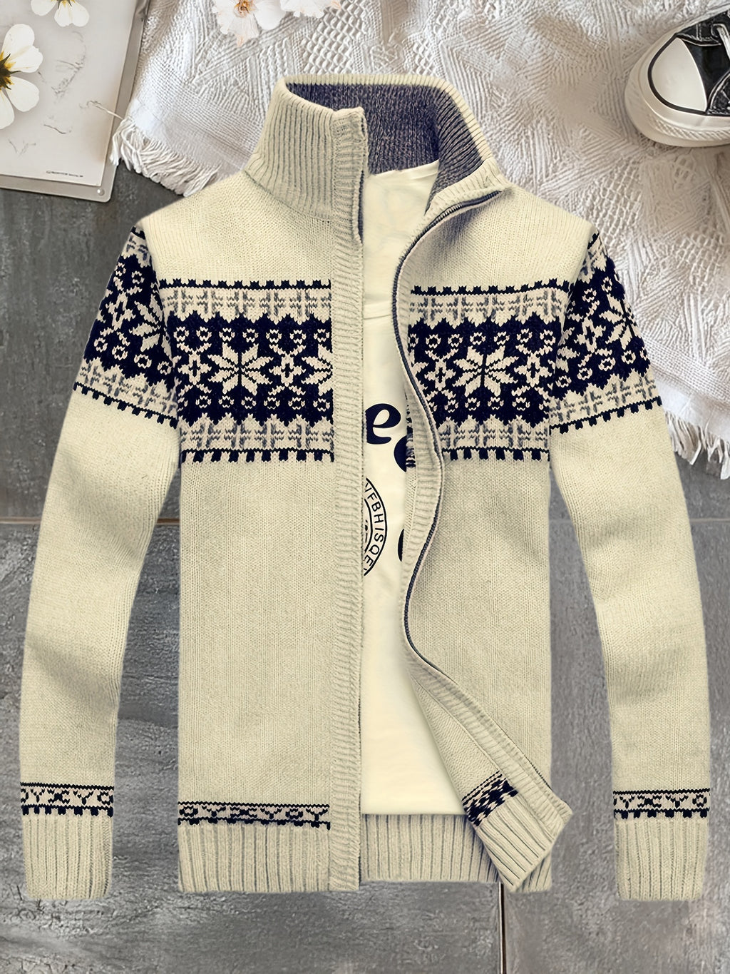 Men'S Casual Winter Knit Cardigan - Black with Intricate White Snowflake Pattern, Stand Collar, Long Sleeve, Zipper Closure, Perfect for Fall & Winter, Everyday Comfort|Stylish Winter Wear|Zippered Cardigan, Thick