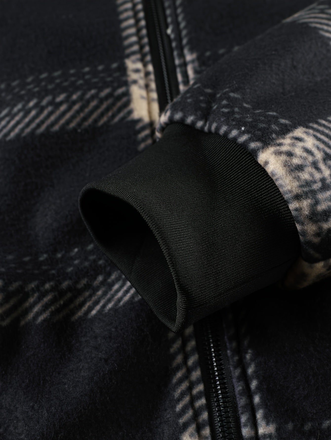 Men'S Heavyweight Winter Jacket - Thermal Insulated Zip-Up Coat with Full-Zip Closure, Hooded Outerwear for Cold Weather, Front Pockets - Brown, Casual Outerwear, Plaid Pattern, Warm Insulation, Outdoor Enthusiasts