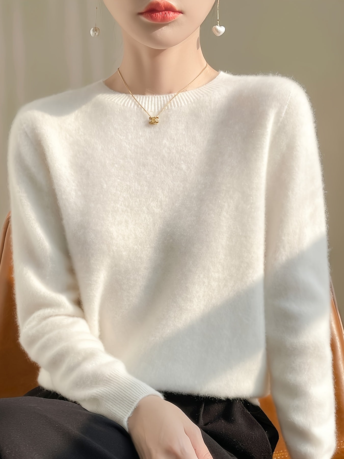 Autumn and winter crew neck pullover knitted sweater long-sleeved warm sweater fashionable solid color matching white camel beige women's top