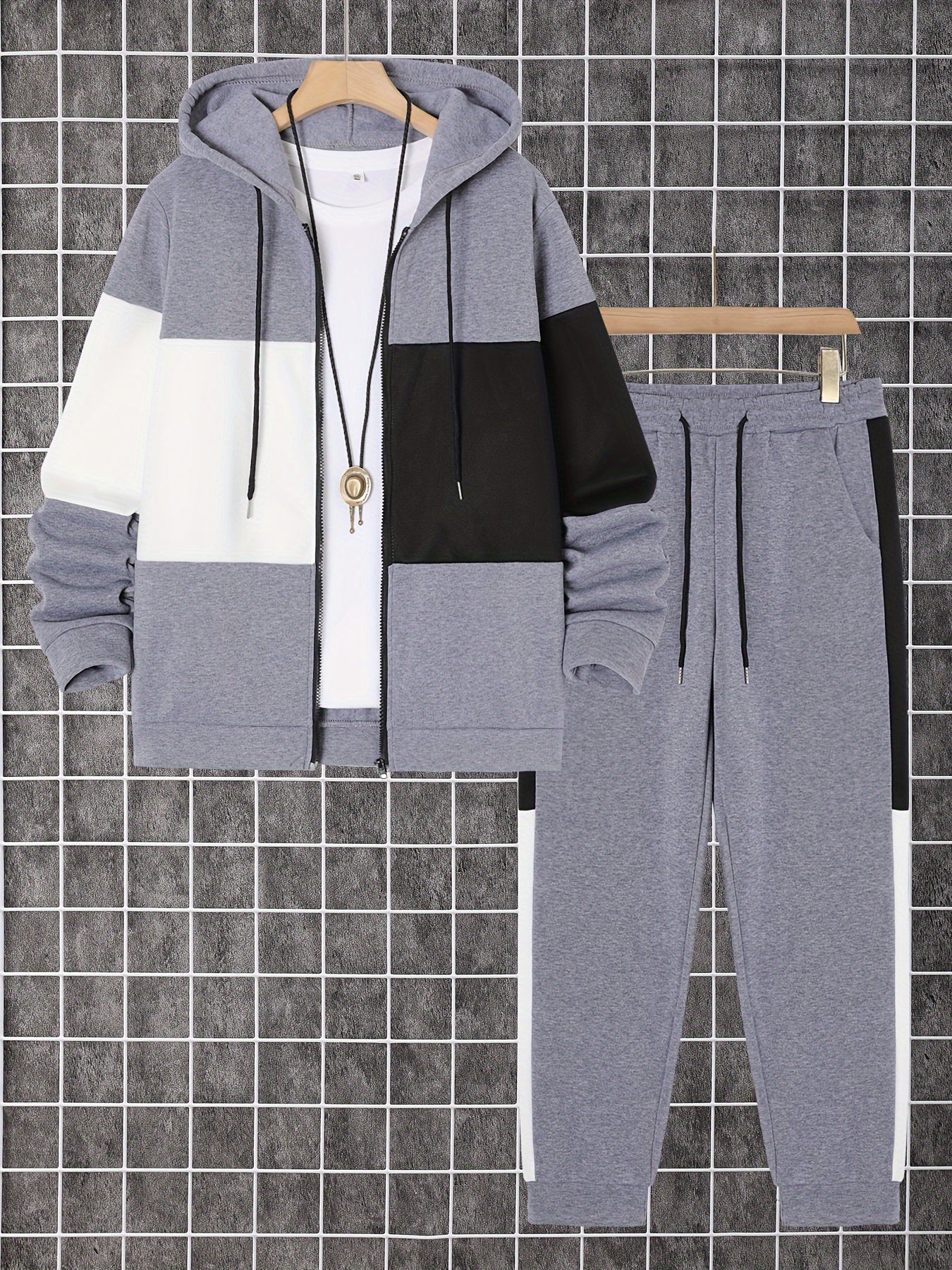 Men'S Clothing, a Two-Piece Set Featuring a Color-Blocked Long-Sleeve Zip-Up Hoodie And Drawstring Pants, Perfect for Outdoor Activities.