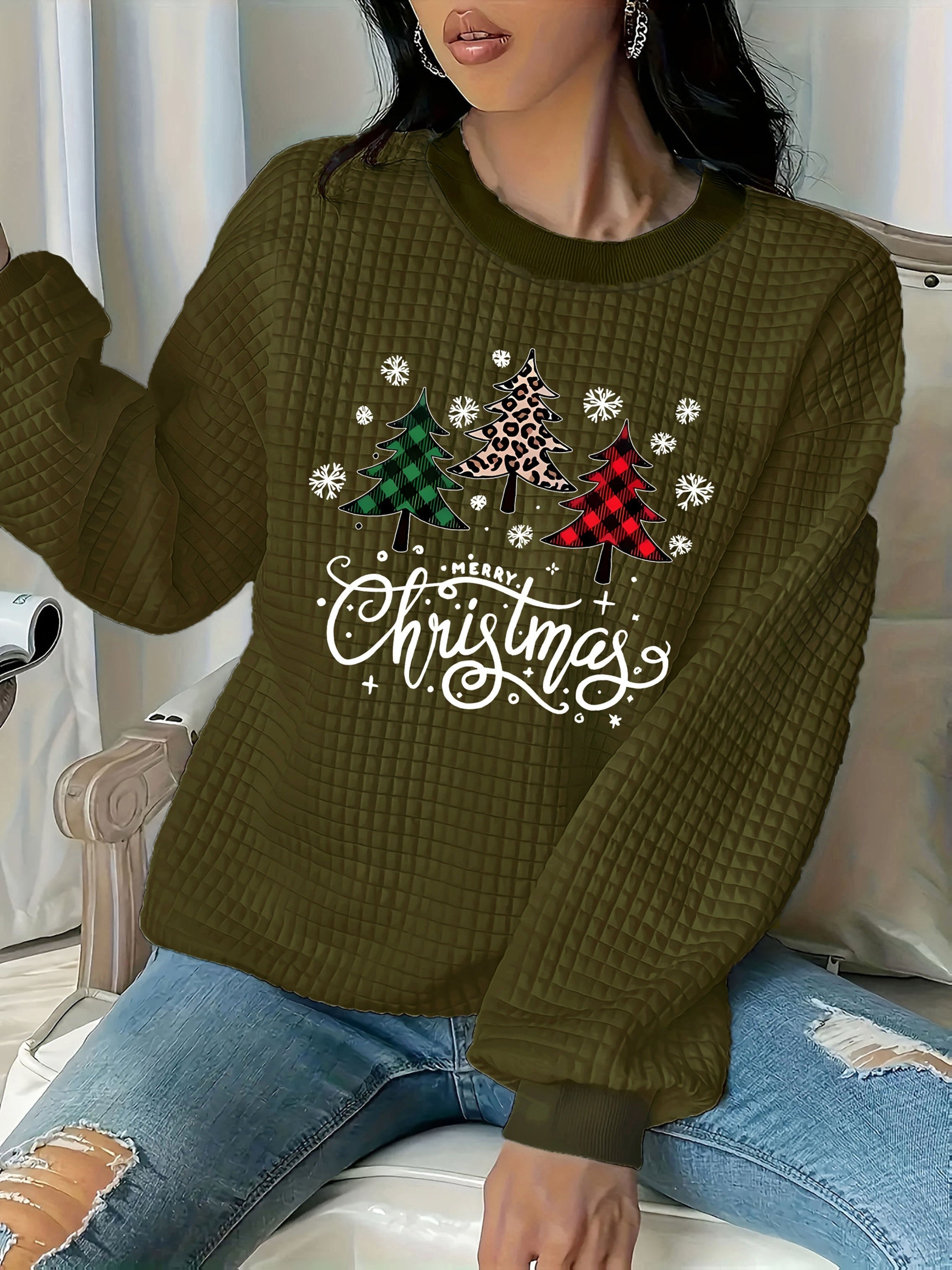 Women'S Christmas Tree Print Sweatshirt - Cozy Crewneck Pullover with Red & Green Holiday Design, Long Sleeve Winter Warmth, Soft Casual Sweater for Fall & Winter, Christmas Sweatshirt, Festive Clothing, Comfortable Fit, Seasonal Fashion