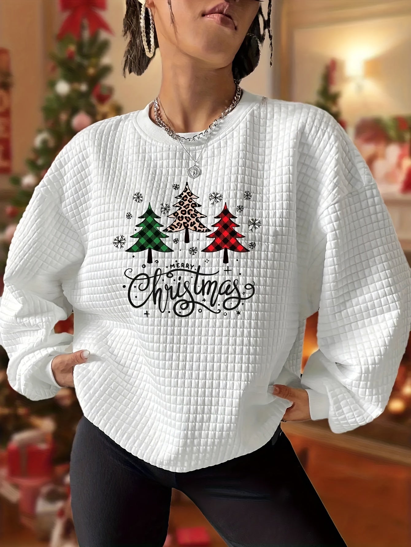 Women'S Christmas Tree Print Sweatshirt - Cozy Crewneck Pullover with Red & Green Holiday Design, Long Sleeve Winter Warmth, Soft Casual Sweater for Fall & Winter, Christmas Sweatshirt, Festive Clothing, Comfortable Fit, Seasonal Fashion
